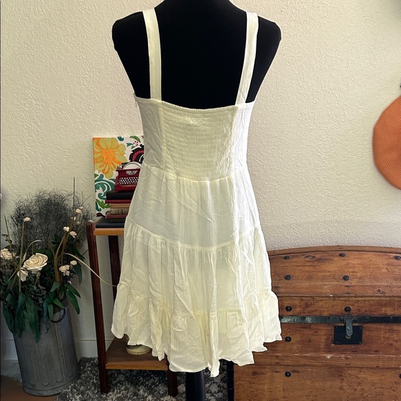 Forever 21 Cream Button-Front Mini Dress | Size M - Picture 3 of 7